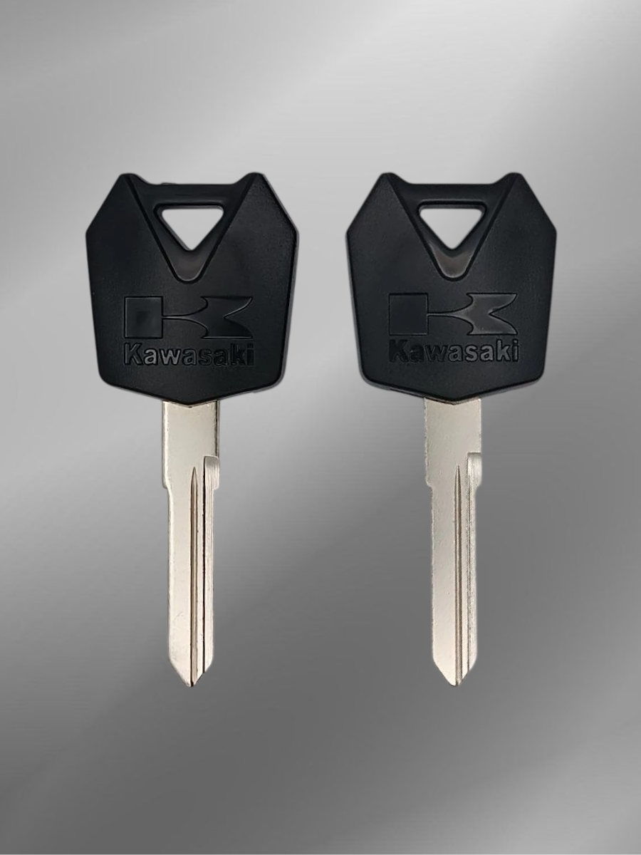 Заготовка ключа с местом под чип для мотоцикла Kawasaki 009
