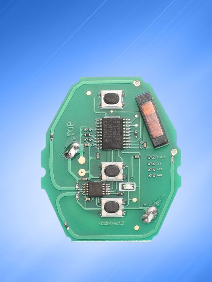 Простой ключ зажигания для BMW / БМВ с 3 кнопками с частотой 315 mhz и чипом ID46 HITAG2 с лезвием HU58