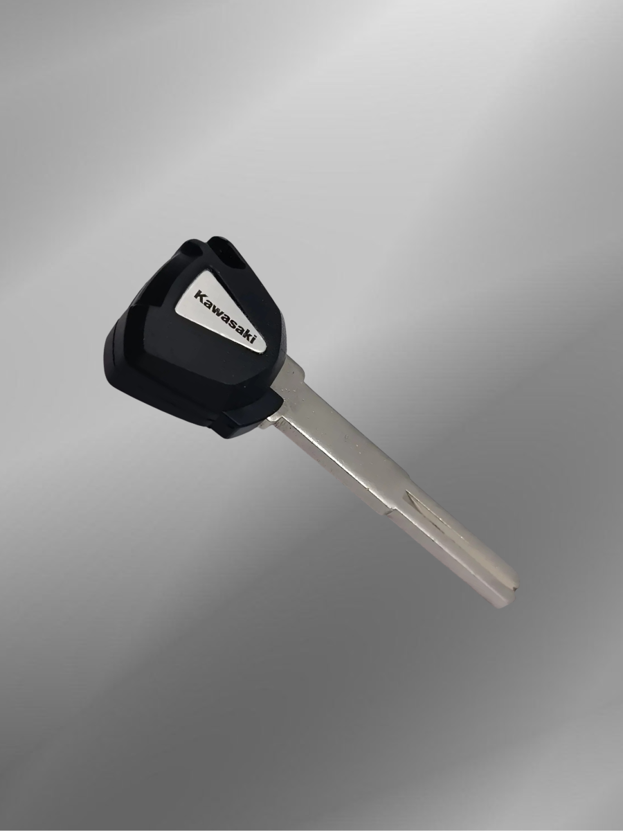 Заготовка ключа с местом под чип для мотоцикла Kawasaki 049